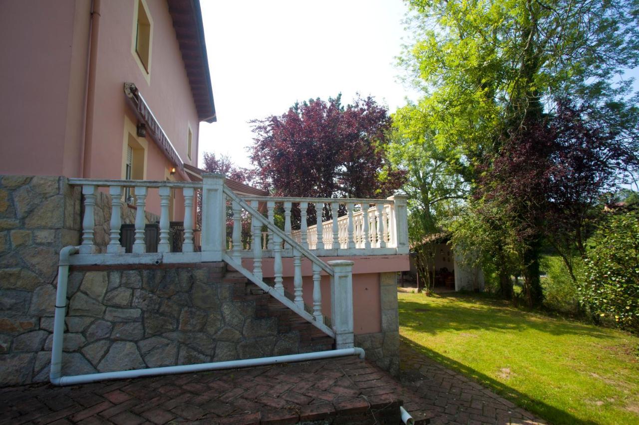 Villa Mercedes Piloña Exteriér fotografie