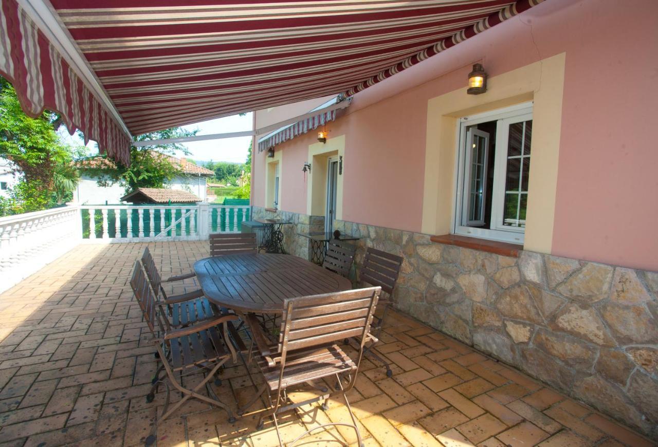 Villa Mercedes Piloña Exteriér fotografie